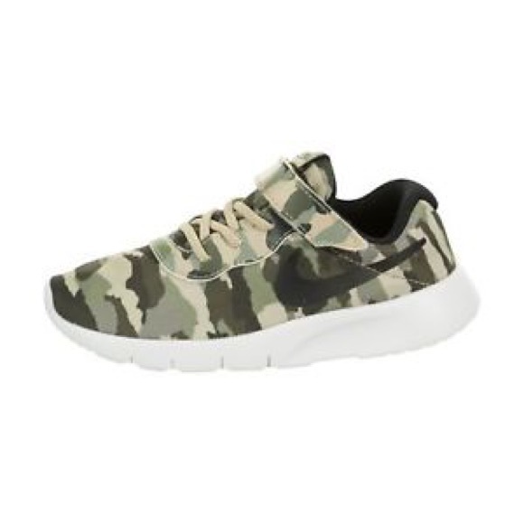 nike tanjun camo print